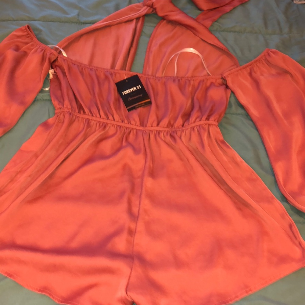 Romper - Picture 2 of 2